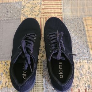 Atoms Shoes Model 000